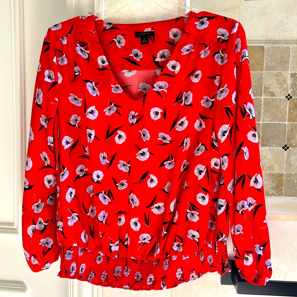 Ann Taylor top blouse red floral size MP